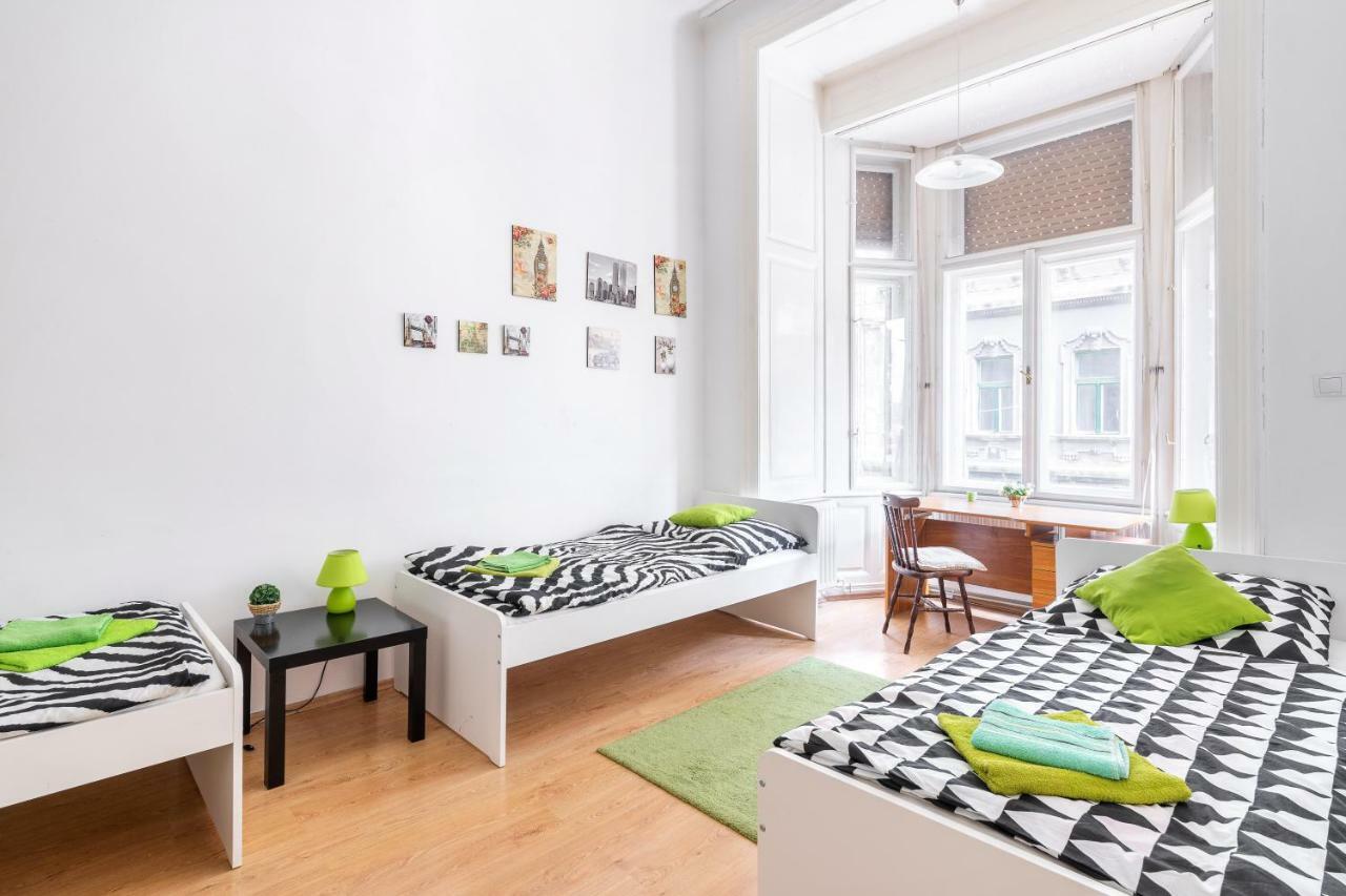 Izabella Home 2 Budapest Exterior photo